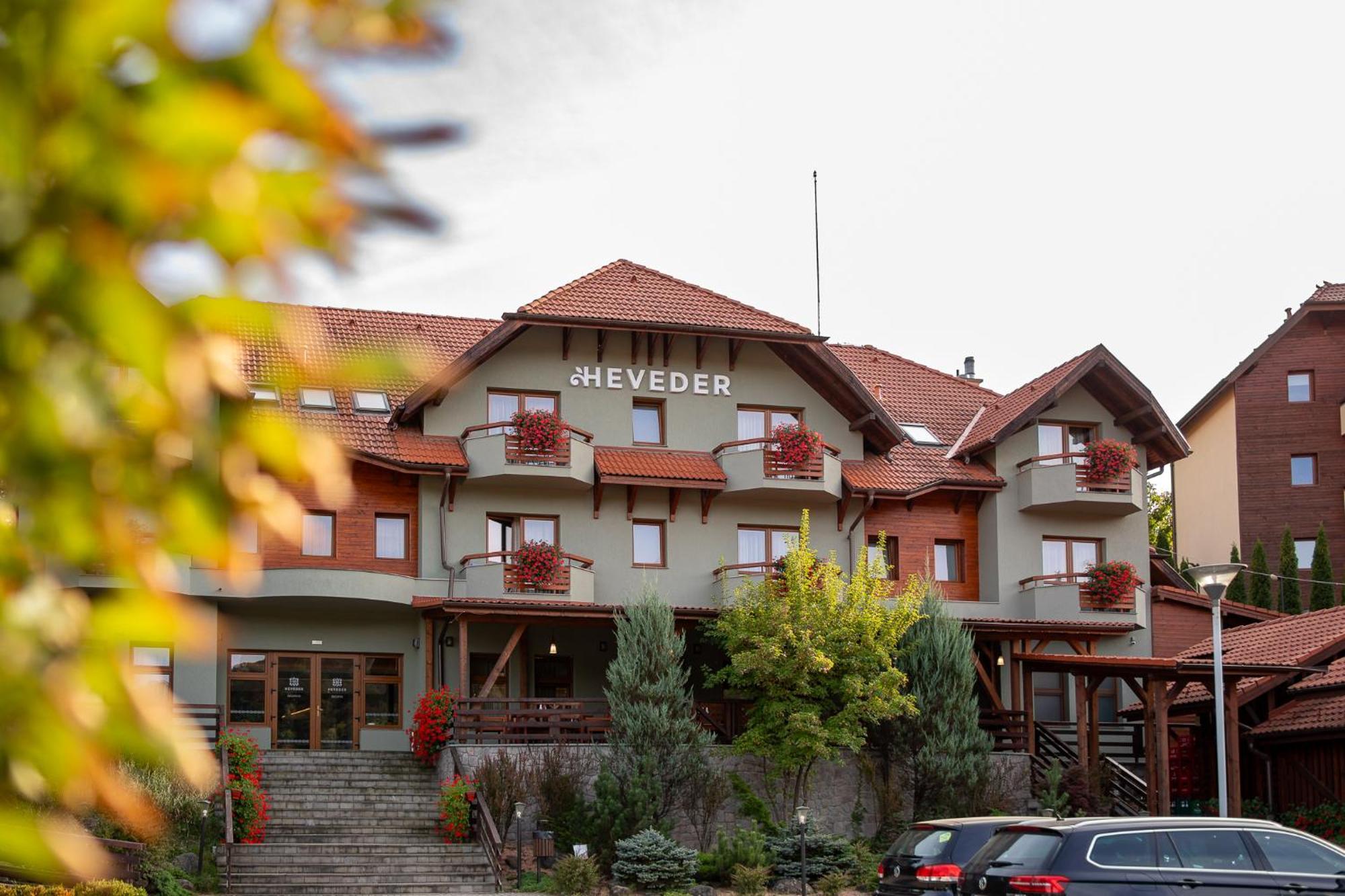Pensiunea Heveder Praid Exterior photo